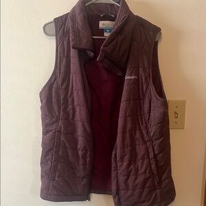 Columbia Burgundy Quilted Vest